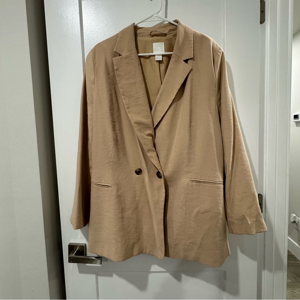 H&M Tan Blazer Contemporary Minimalist Design